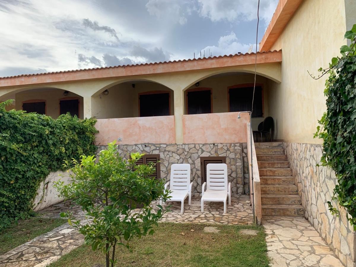 Casa Vacanze Stella Marina Monte Nai Luaran gambar